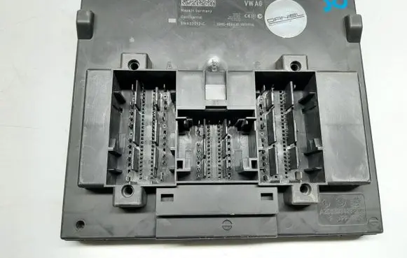 Volkswagen Golf Sportsvan Comfort/convenience module 5Q0937084P