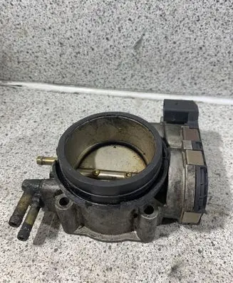 Audi A4 S4 B5 8D Throttle valve 078133062B