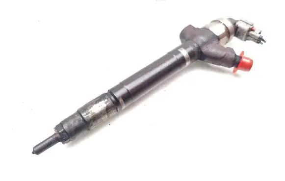 Fuel injector