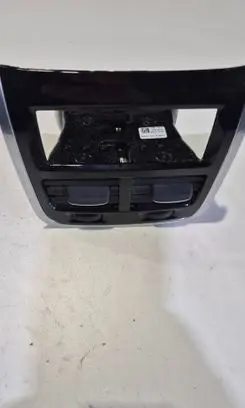 Volvo XC90 Rear air vent grill 31365121
