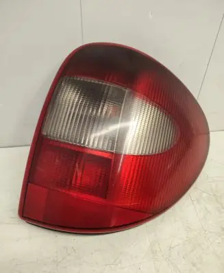 Chrysler Grand Voyager IV Rear/tail lights 04857306
