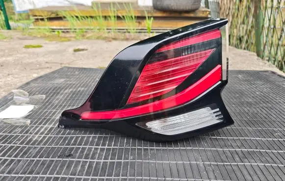 KIA Sportage Rear/tail lights 92401R2000 H100LB01 L009H1000361842