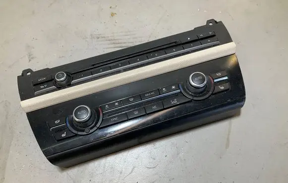 BMW 5 F10 F11 Climate control/heater control trim 9353596