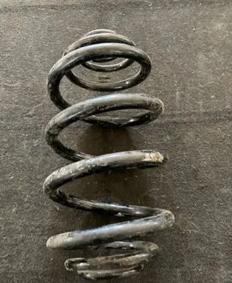 Nissan Primastar Rear coil spring
