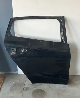 Volvo V40 Rear door 