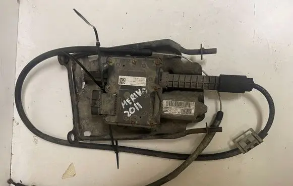 Opel Meriva B Hand brake/parking brake motor A2C533995288