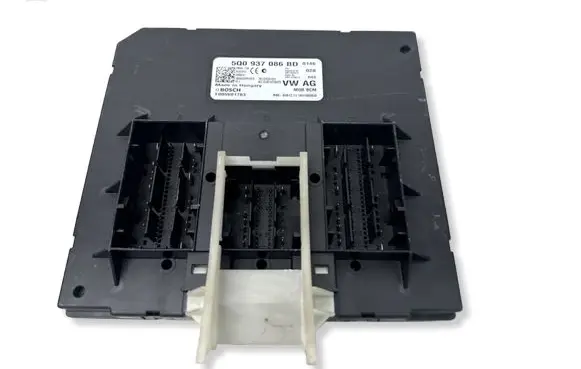 Volkswagen PASSAT B8 Comfort/convenience module 5Q0937086BD F005V01783