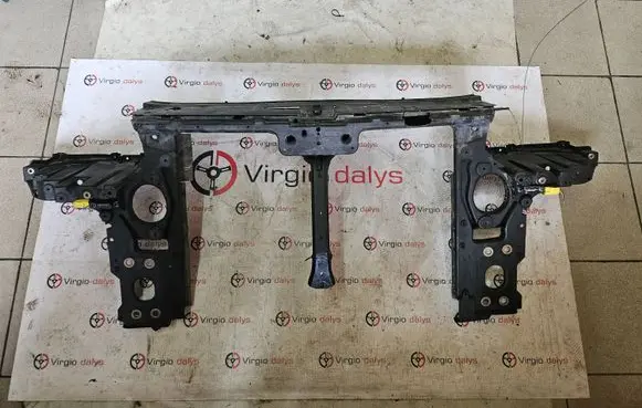 Volkswagen Touareg I Radiator support slam panel bracket 