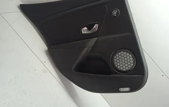Renault Megane III Rear door card panel trim 829A1143R