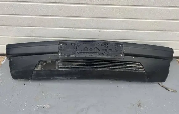 Mercedes-Benz 190 W201 Front bumper 2018850525