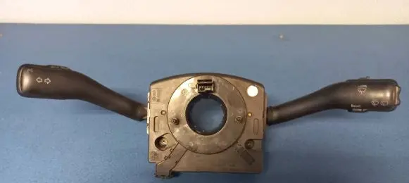Volkswagen Golf IV Indicator stalk 4BO953503H