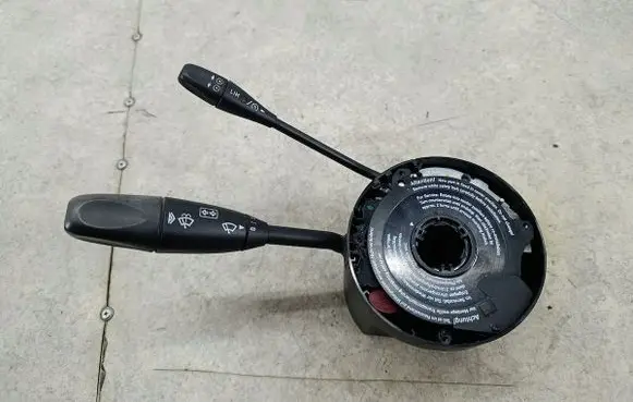 Mercedes-Benz E W211 Wiper turn signal indicator stalk/switch A1715403845