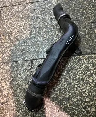 Volkswagen Eos Intercooler hose/pipe 1P0145792 1K0145792