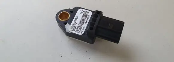 Mitsubishi Outlander Airbag deployment crash/impact sensor