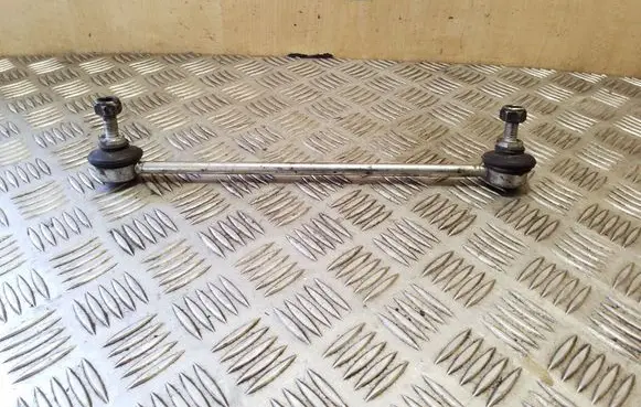 Suzuki Grand Vitara II Front anti-roll bar/stabilizer link 
