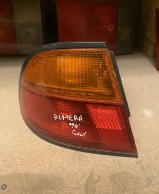 Nissan Almera Rear/tail lights