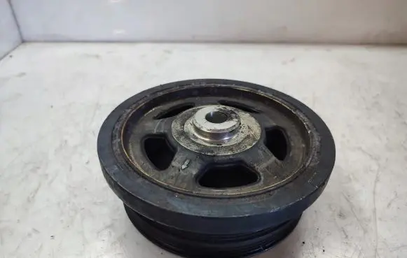 BMW X5 E53 Crankshaft pulley 7787304