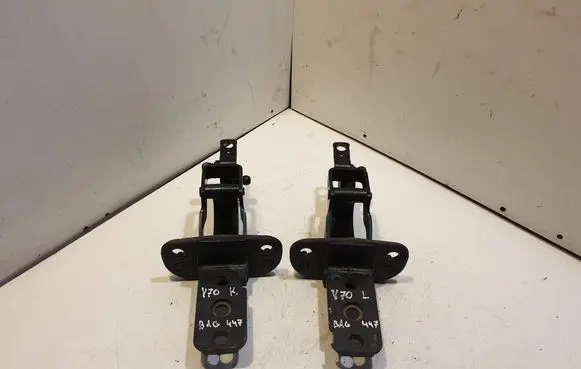 Volvo V70 Tailgate/trunk/boot hinge 1218425 AA8SA