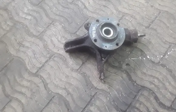 Peugeot 3008 I Front wheel hub NOCODE