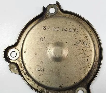 Mercedes-Benz E W212 Timing belt guard (cover) A6420340104
