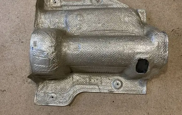 Exhaust heat shield