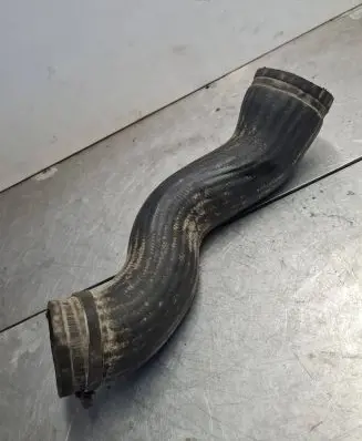 Volvo V70 Intercooler hose/pipe