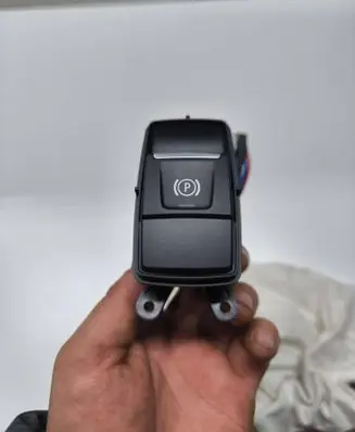 BMW X2 F39 Hand parking brake switch 9877887 3214670110