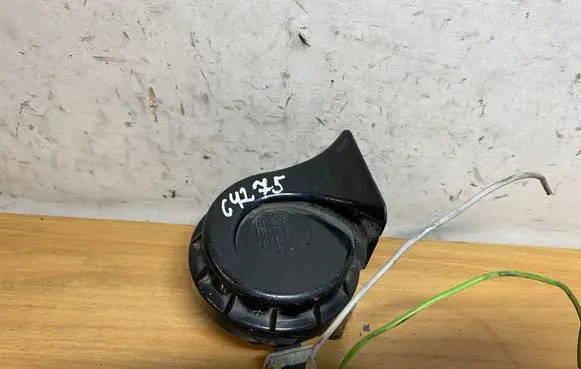 Porsche Boxster 986 Horn signal 012212903 C4275