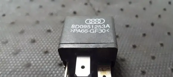 Audi A6 S6 C6 4F Other relay 8D0951253A V23134-B52-X301