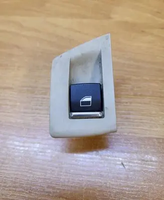 BMW 5 F10 F11 Electric window control switch 9241949 260612