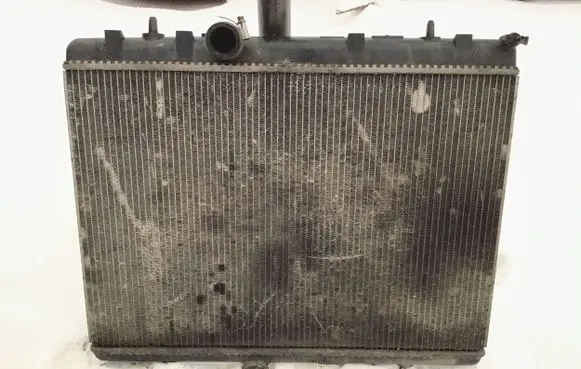 Peugeot Partner Coolant radiator P9680533480
