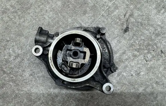 Vacuum pump