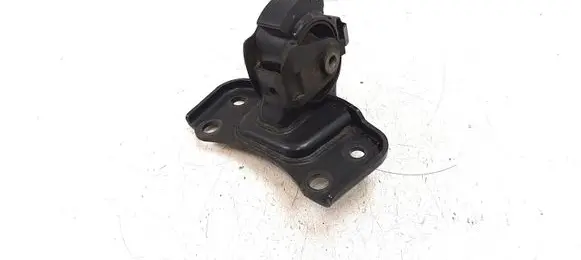 Toyota Prius (XW30) Engine mount bracket