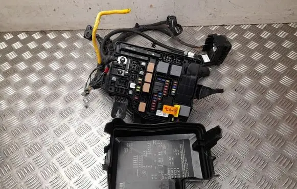 Hyundai IONIQ 6 Fuse box set 91210KL141