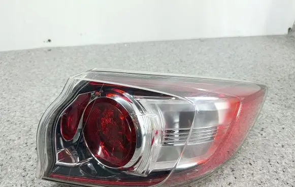 Mazda 3 II Rear/tail lights BBN751150