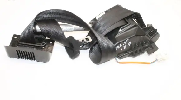 Volvo V60 Middle seatbelt (rear) 6168120L0A