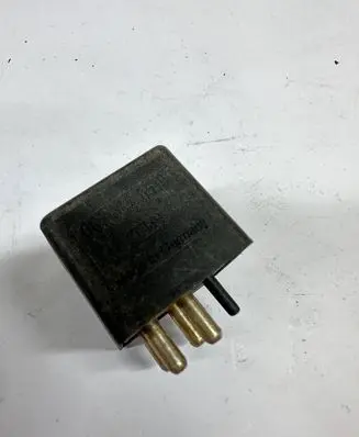 Mercedes-Benz S W140 Other relay 0015426519