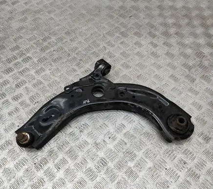 Mazda CX-30 Front lower control arm/wishbone DFR534350B