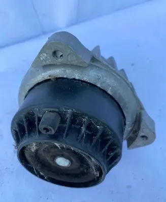 BMW 5 F10 F11 Engine mount bracket 6777371 68623513