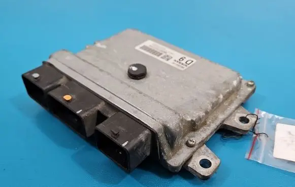 Nissan Qashqai Engine control unit/module ECU MEC932110 IMPRK1584586