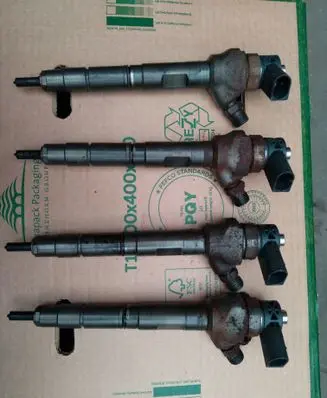 Skoda Octavia Mk3 (5E) Fuel injectors set 04L130277G