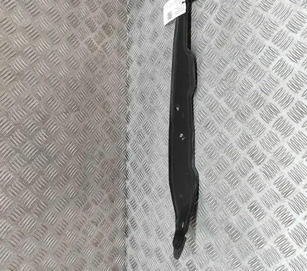 Maserati Ghibli Fender end trim 670001706