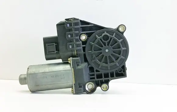 Audi A6 S6 C5 4B Front door window regulator motor 0130821774