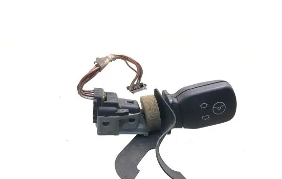 BMW 5 E39 Steering wheel adjustment handle/lever 8365304