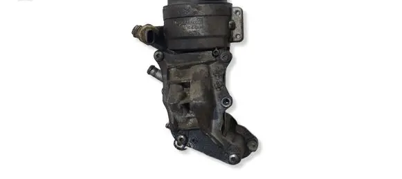 Citroen C4 II Oil filter mounting bracket FL526