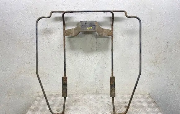 Mercedes-Benz Sprinter W901 W902 W903 W904 Spare wheel mounting bracket 