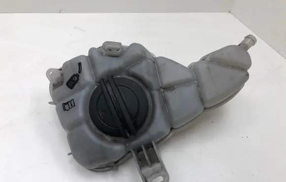 Audi A8 S8 D4 4H Coolant expansion tank/reservoir 4H0121403G