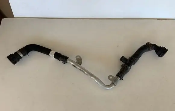 Audi A6 S6 C7 4G Engine coolant pipe/hose 4G0121071N 4G0122109AF