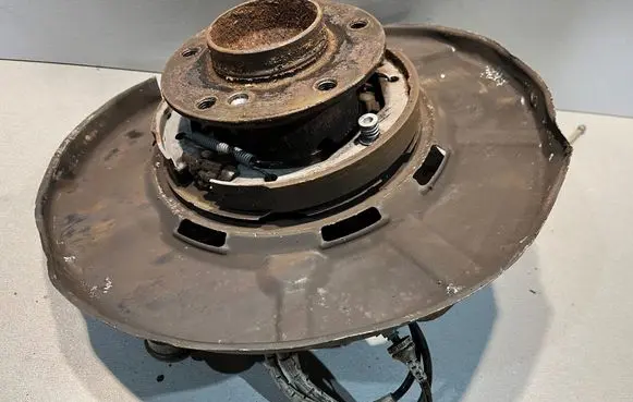 BMW M3 e92 Rear wheel hub 0000019622 0004343277 E437606