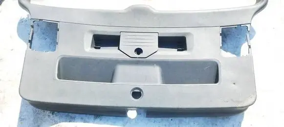 Volkswagen Touran II Other trunk/boot trim element 0428110